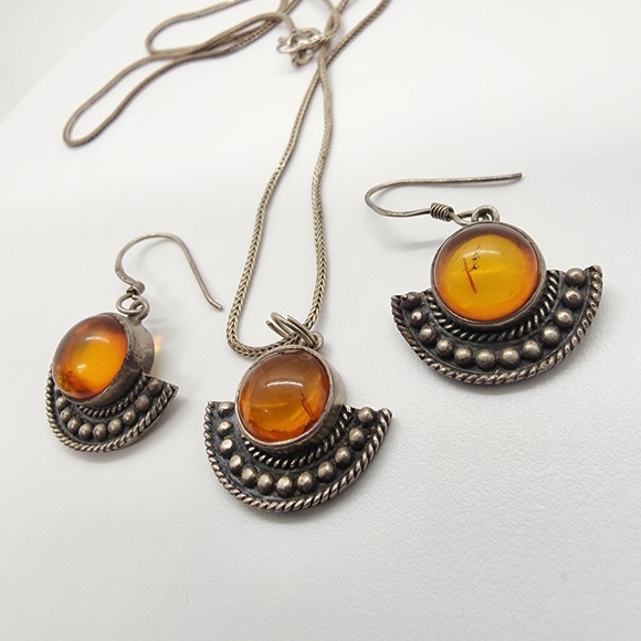 Vintage Boma 925 Sliver Amber Pendant & Earrings - Picture 13 of 14